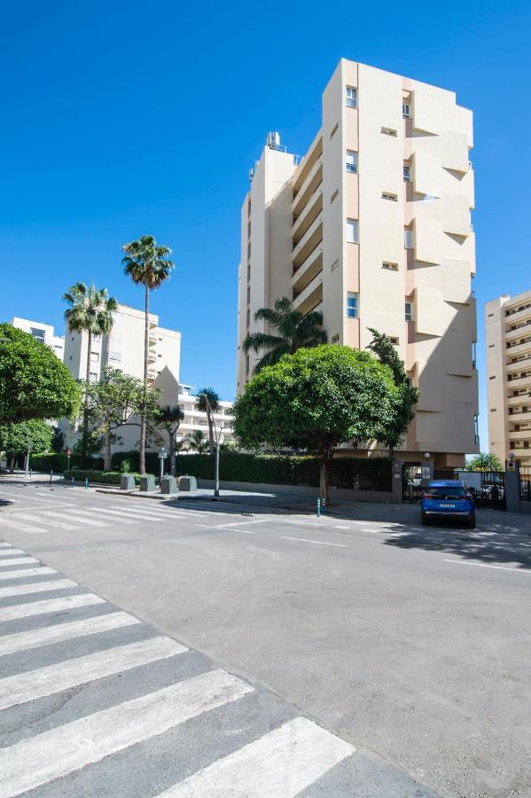 Cibeles...Estudio En El Paseo Maritimo....Wifi Μαρμπέλλα Εξωτερικό φωτογραφία